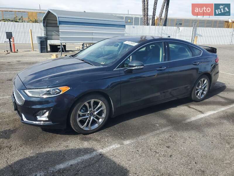 Ford Fusion 2020