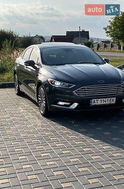 Седан Ford Fusion 2017 в 