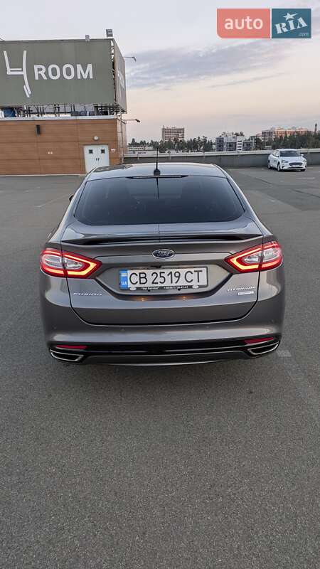 Седан Ford Fusion 2013 в Киеве фото 9 Седан Ford Fusion 2013 в Киеве