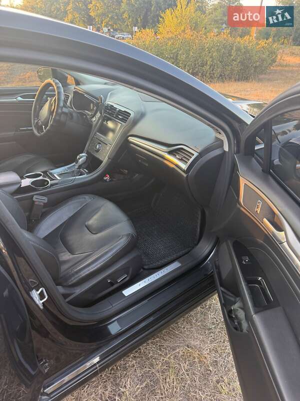 Седан Ford Fusion 2013 в Кропивницькому