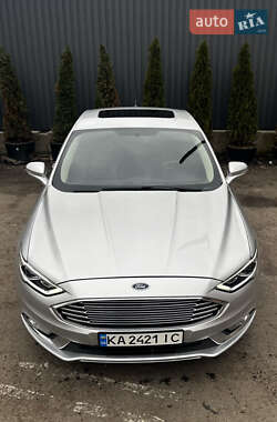 Седан Ford Fusion 2017 в 