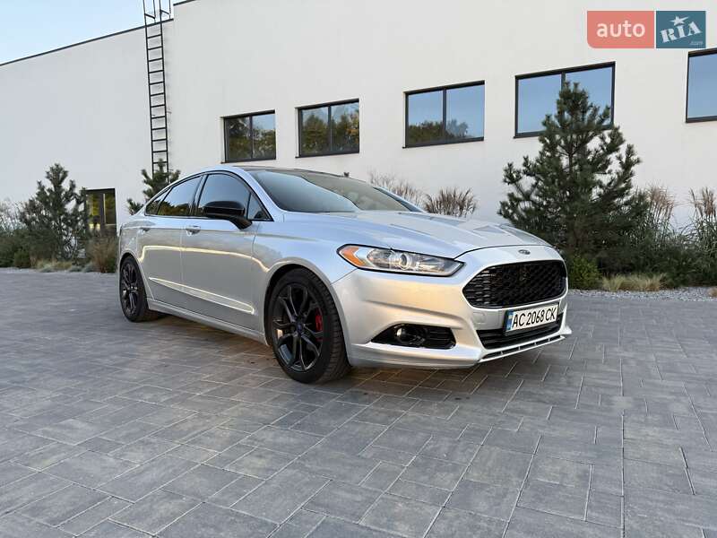 Седан Ford Fusion 2012 в Луцьку