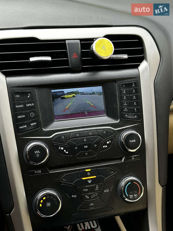 Седан Ford Fusion 2015 в Львове