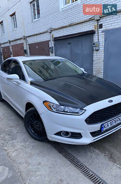 Седан Ford Fusion 2015 в Києві