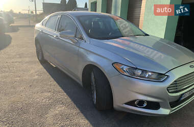 Седан Ford Fusion 2014 в 
