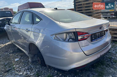 Седан Ford Fusion 2017 в Львові
