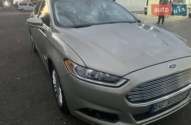 Седан Ford Fusion 2014 в Первомайську