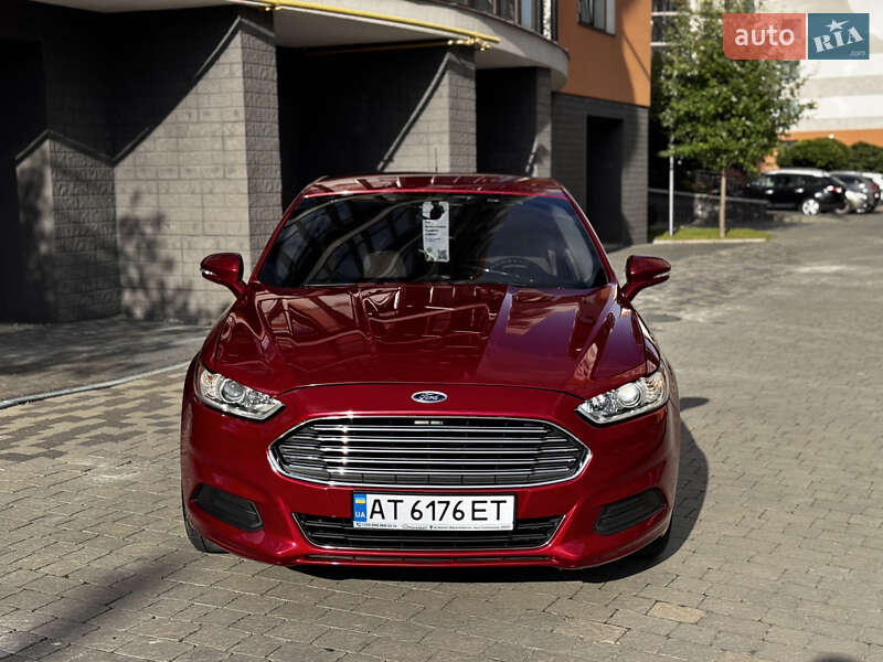 Седан Ford Fusion 2015 в Ивано-Франковске