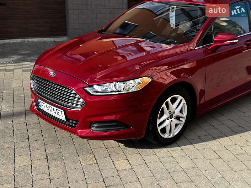 Седан Ford Fusion 2015 в Ивано-Франковске