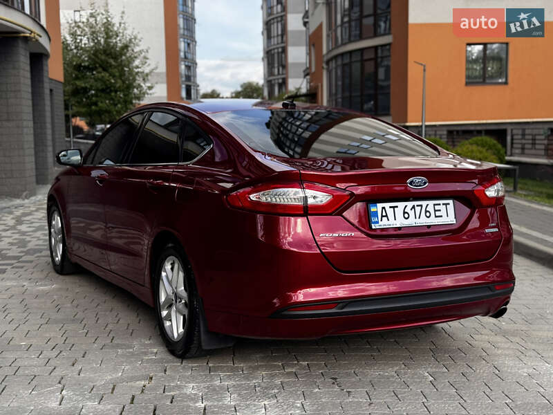 Седан Ford Fusion 2015 в Ивано-Франковске