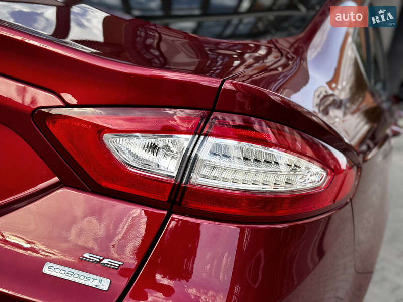 Седан Ford Fusion 2015 в Ивано-Франковске