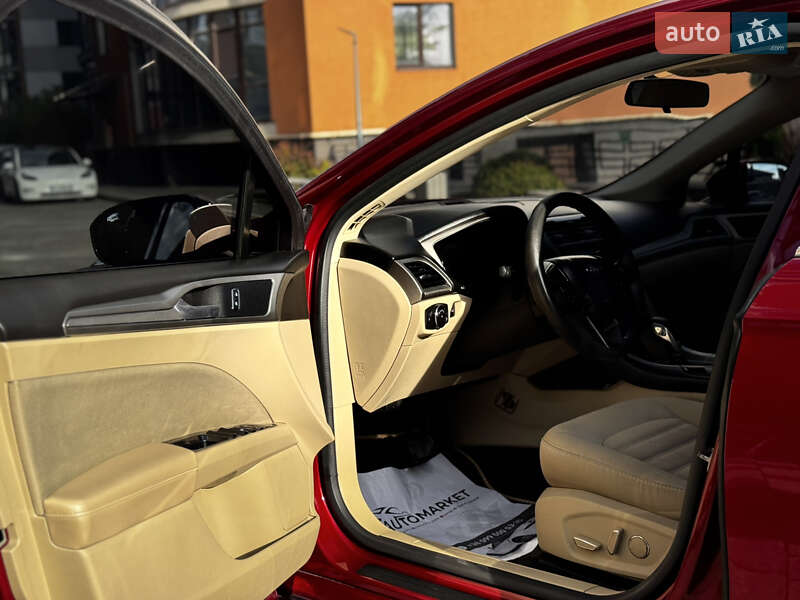 Седан Ford Fusion 2015 в Ивано-Франковске
