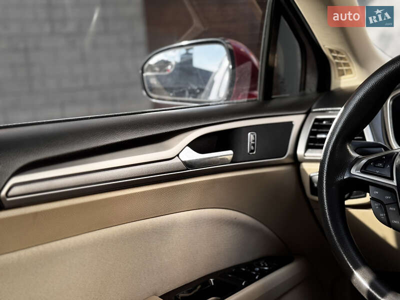 Седан Ford Fusion 2015 в Ивано-Франковске