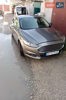 Седан Ford Fusion 2014 в 