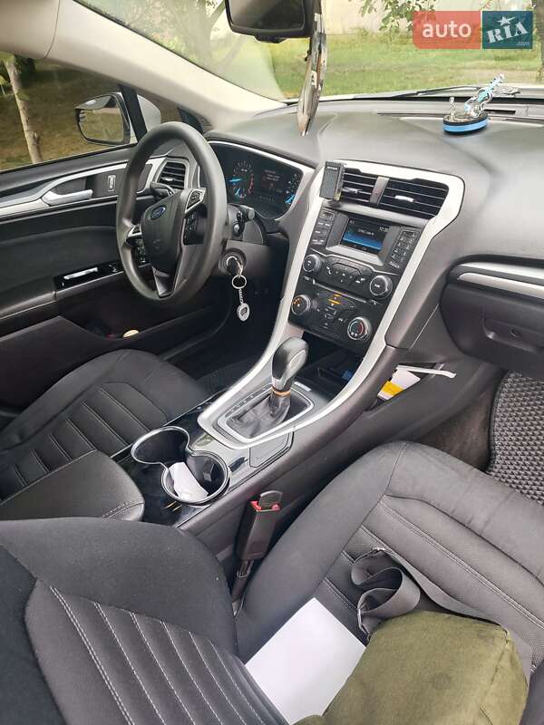 Седан Ford Fusion 2014 в Полтаві