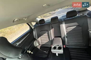 Седан Ford Fusion 2015 в 
