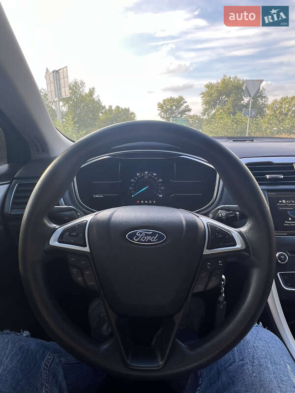 Седан Ford Fusion 2015 в Каменском фото 18 Седан Ford Fusion 2015 в Каменском