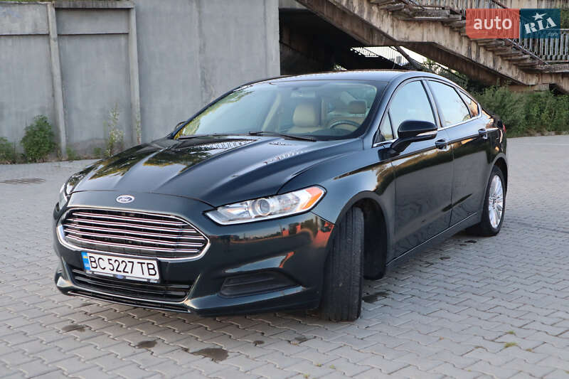Седан Ford Fusion 2014 в Дрогобичі
