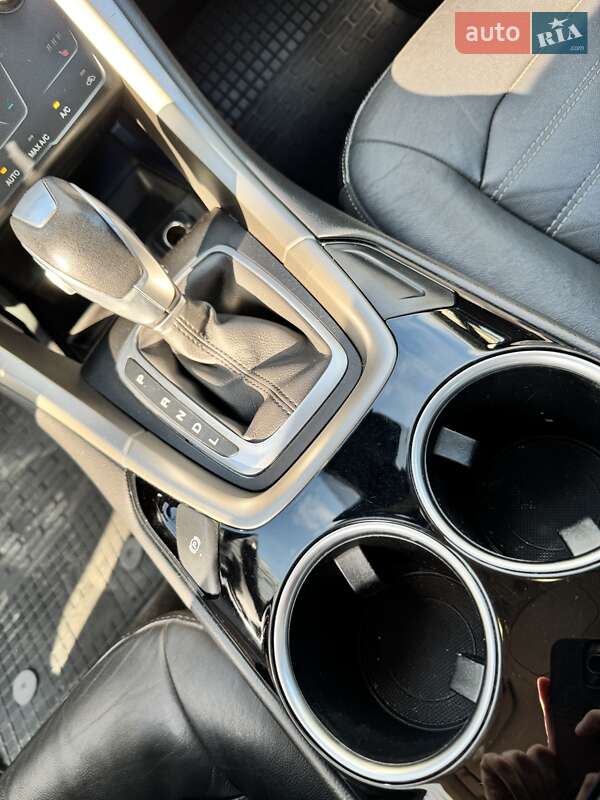 Седан Ford Fusion 2013 в Киеве