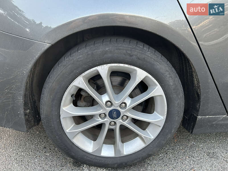 Седан Ford Fusion 2018 в Ирпене