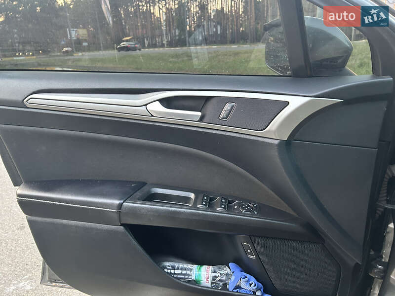 Седан Ford Fusion 2018 в Ирпене