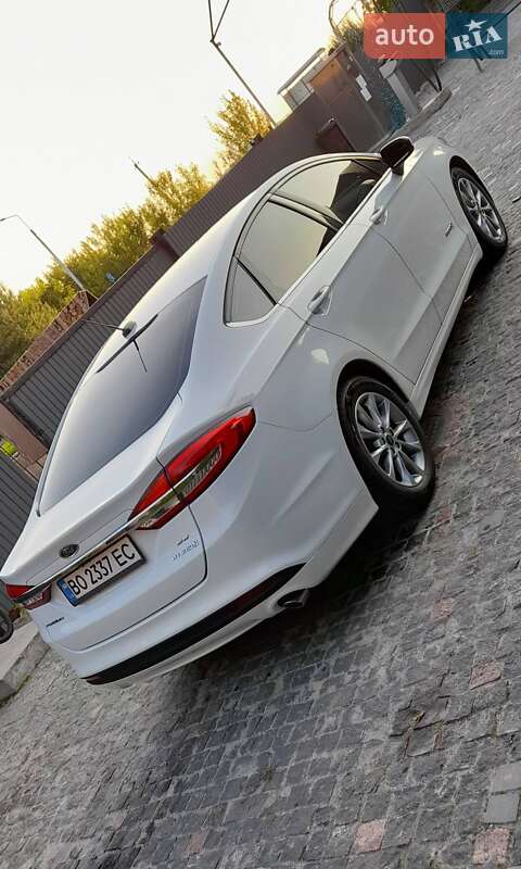 Седан Ford Fusion 2017 в Тернополе