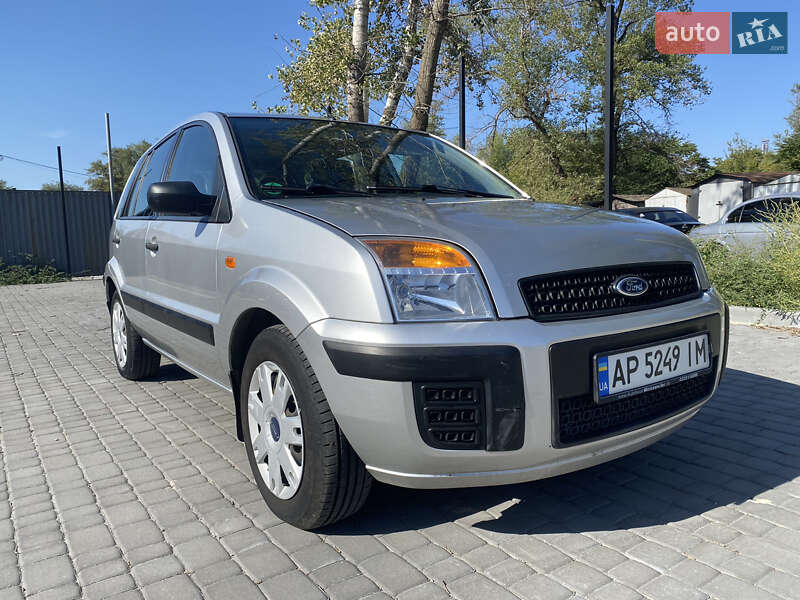 Хэтчбек Ford Fusion 2007 в Запорожье
