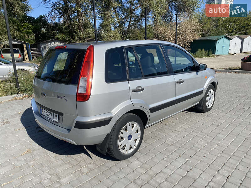 Хэтчбек Ford Fusion 2007 в Запорожье