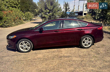Седан Ford Fusion 2018 в 