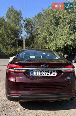 Седан Ford Fusion 2018 в 