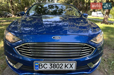 Седан Ford Fusion 2017 в 