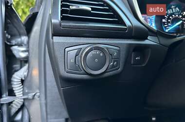 Седан Ford Fusion 2019 в 
