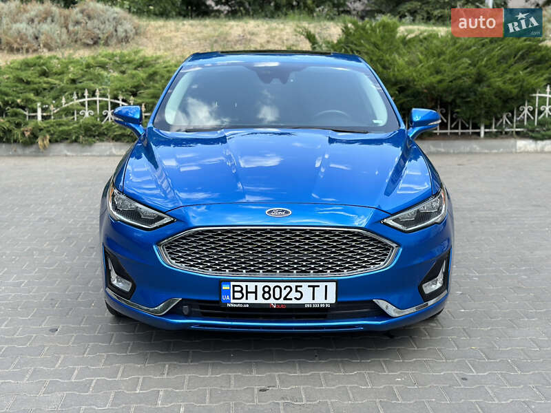 Седан Ford Fusion 2019 в Одессе