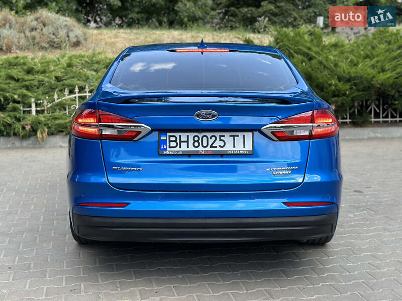 Седан Ford Fusion 2019 в Одессе