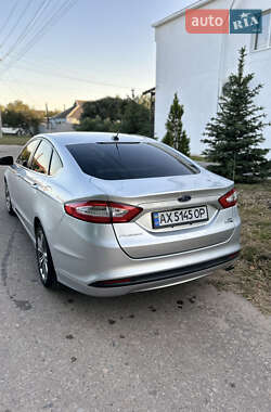 Седан Ford Fusion 2015 в  фото 3 Седан Ford Fusion 2015 в