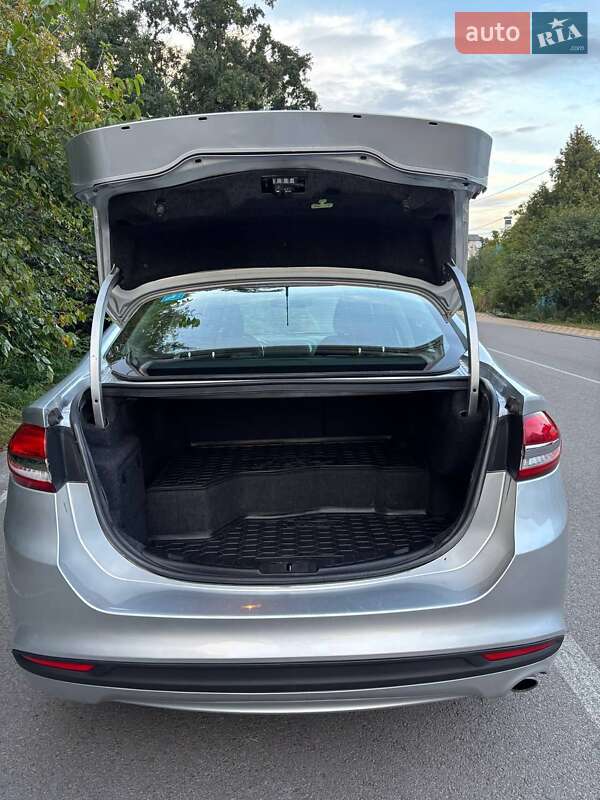 Седан Ford Fusion 2017 в Киеве фото 15 Седан Ford Fusion 2017 в Киеве