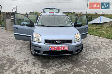 Хетчбек Ford Fusion 2004 в 