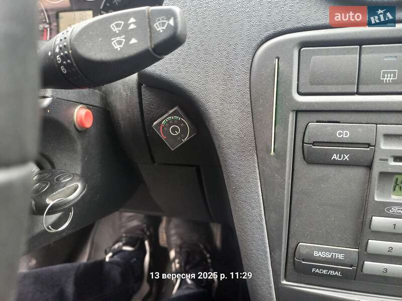 Хетчбек Ford Fusion 2011 в Львові