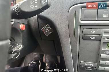 Хетчбек Ford Fusion 2011 в 
