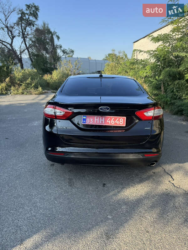 Седан Ford Fusion 2016 в Киеве