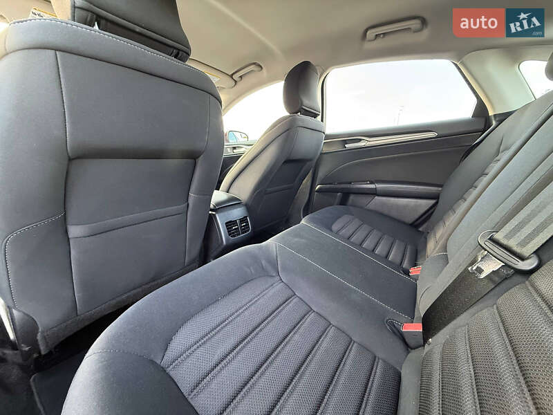 Седан Ford Fusion 2016 в Киеве фото 25 Седан Ford Fusion 2016 в Киеве