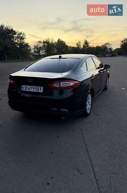 Седан Ford Fusion 2013 в 