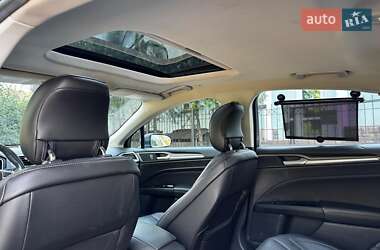 Седан Ford Fusion 2014 в 