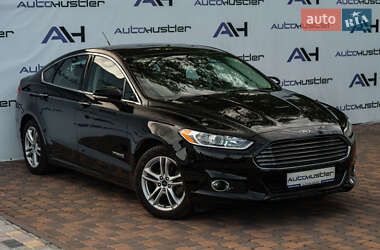 Седан Ford Fusion 2015 в Києві