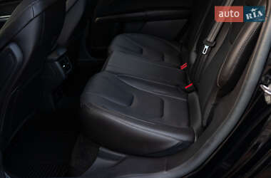 Седан Ford Fusion 2015 в 