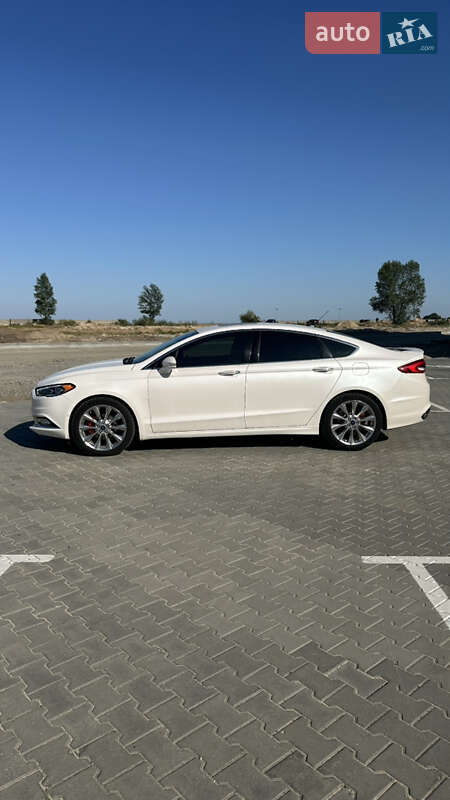 Седан Ford Fusion 2017 в Черкасах