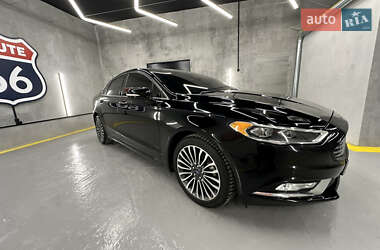 Седан Ford Fusion 2018 в 