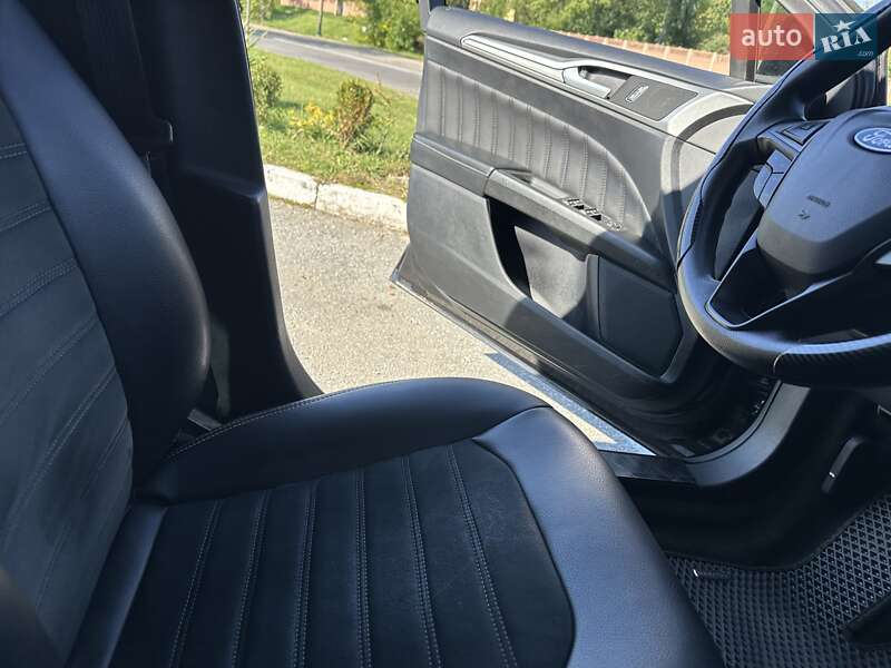 Седан Ford Fusion 2019 в Хмельницком