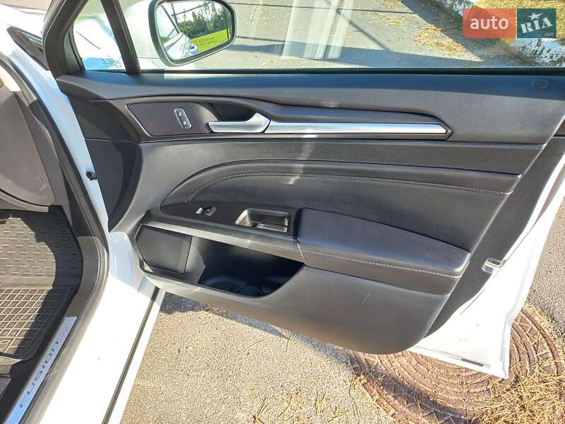 Седан Ford Fusion 2019 в Киеве