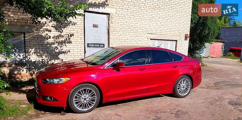Ford Fusion 2016